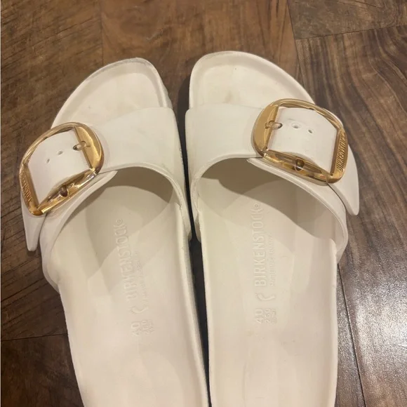 Birkenstock Madrid Big Buckle EVA sandals in the color eggshell. - Picture 8 of 8